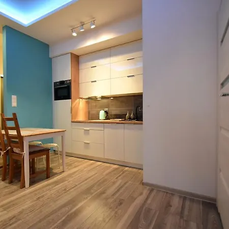 Mne Apartment Trzebiatow nad Rega
